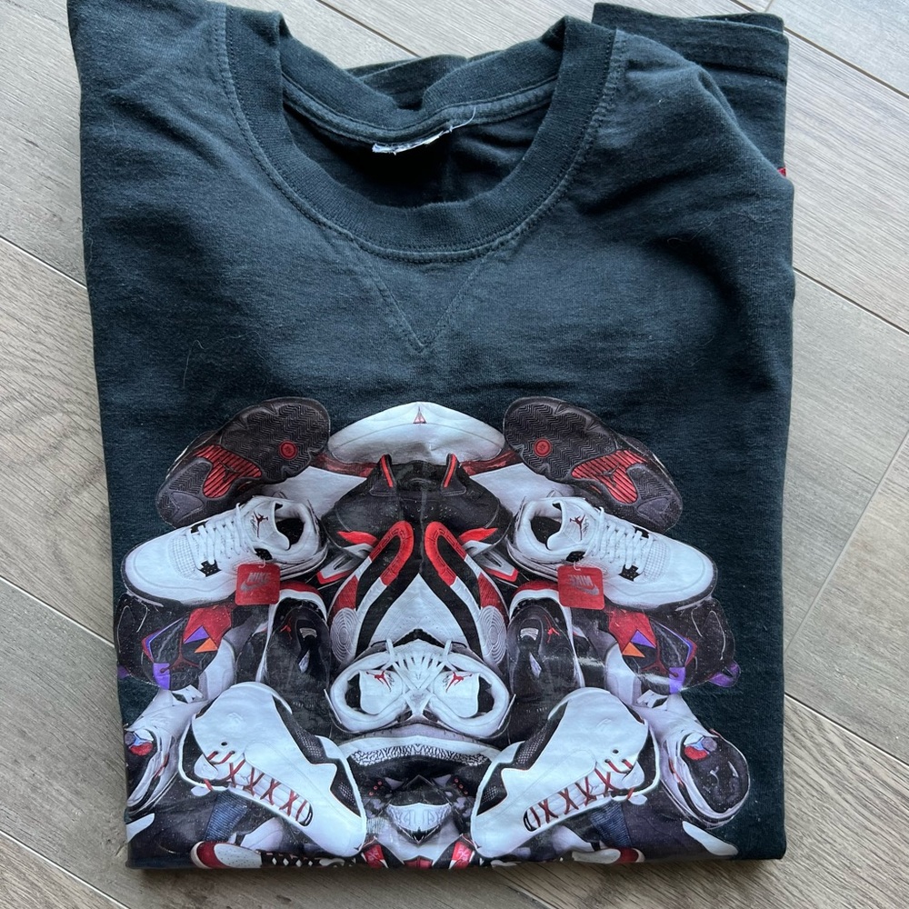 Jordan Shoe Pile Vintage T-shirt